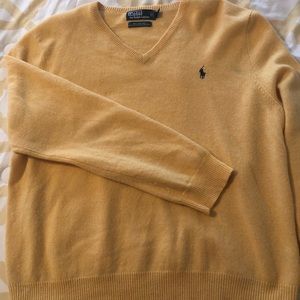 Men’s yellow long sleeve sweater